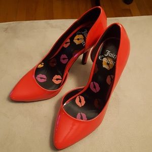 Juicy couture red pumps size 5.5